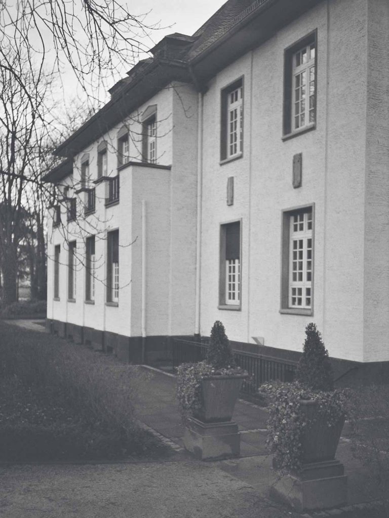 Die Villa Weißer Ber in Neuwied - hier befand sich das erste Büro der TARDIS GmbH & Co. KG